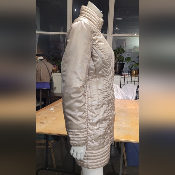 Danier taupe leather coat with under jacket liner size M like new - Picture 5 of 14